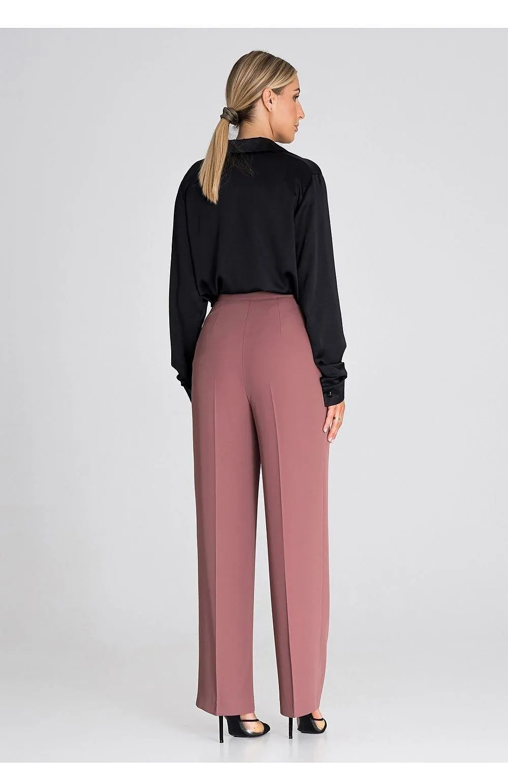 Chic Wide-Leg Pants with Modern Waist Design